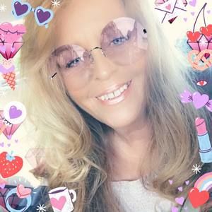 Meet your Posher, Reba